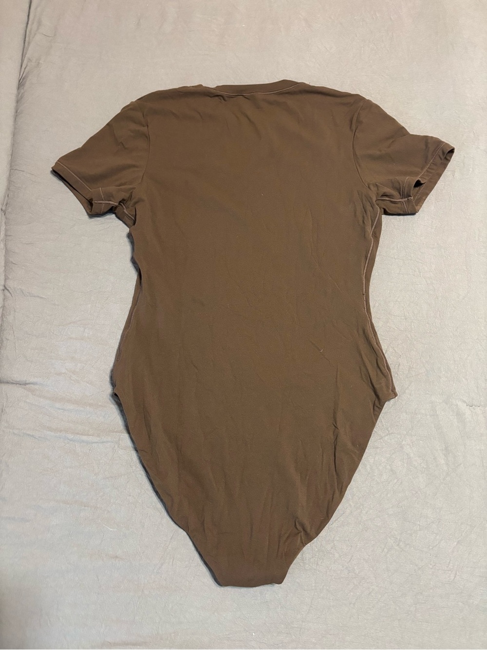 SKIMS Brown Short-Sleeve Fits Everybody T-shirt bodysuit - Picture 3 of 3